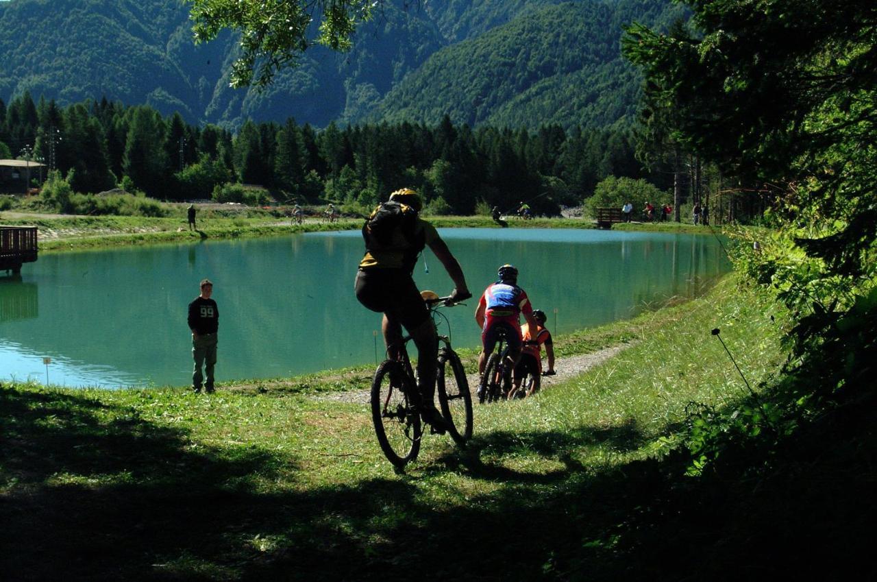 Hotel Davost Forni di Sopra Exterior foto